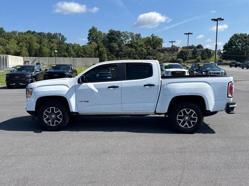 2022 GMC Canyon Base