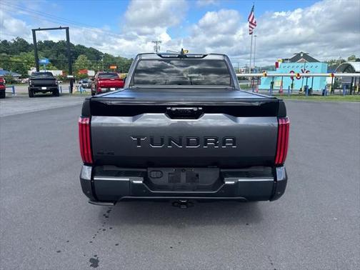 2023 Toyota Tundra Platinum