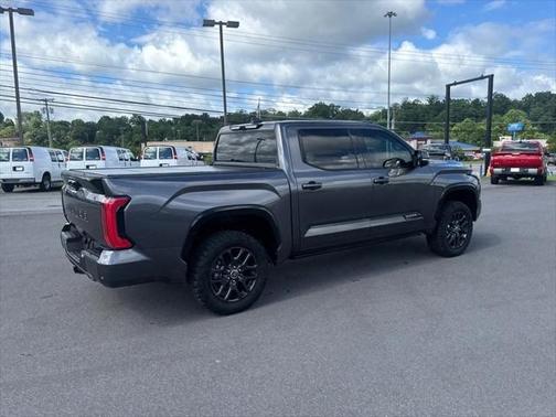 2023 Toyota Tundra Platinum