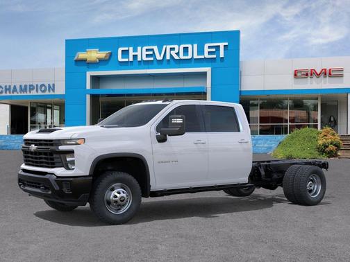 Summit White 2026 Chevrolet Silverado 3500 Work Truck