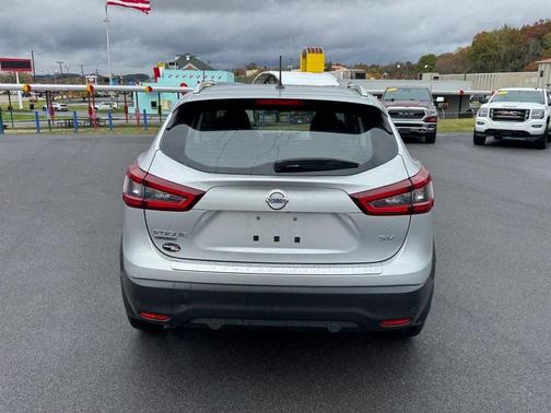 2021 Nissan Rogue Sport SV