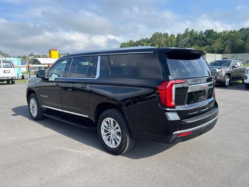2021 GMC Yukon XL SLT