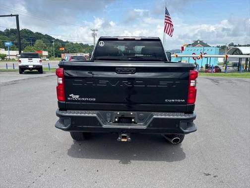 2024 Chevrolet Silverado 2500 Custom