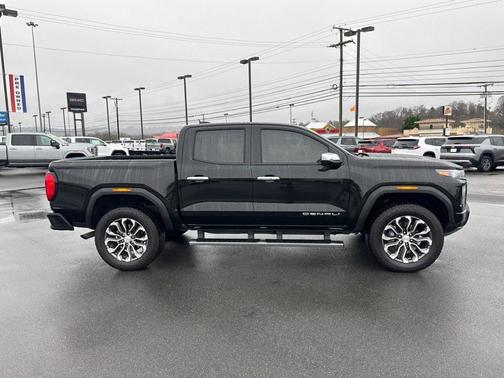 2025 GMC Canyon Denali