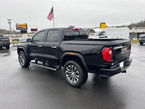 2025 GMC Canyon Denali
