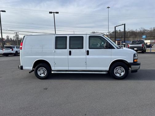 2024 Chevrolet Express 2500 RWD 2500 Regular Wheelbase WT