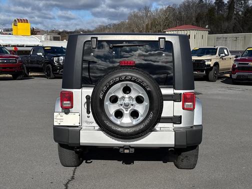 2010 Jeep Wrangler Sahara