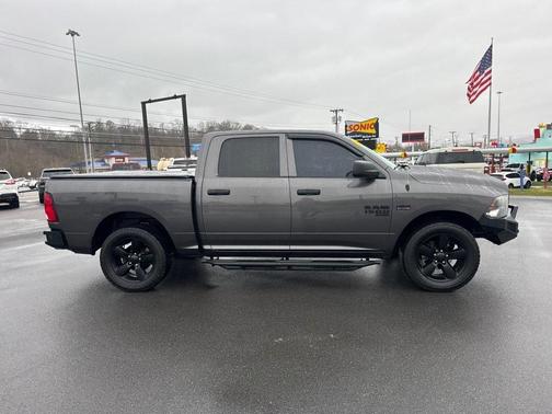 2020 RAM 1500 Classic Express