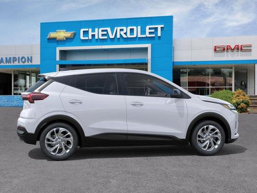 Summit White 2027 Chevrolet Bolt LT FWD