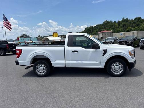 Oxford White 2022 Ford F-150 XL