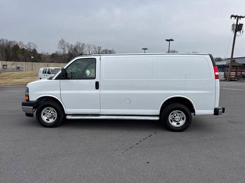 2024 Chevrolet Express 2500 RWD 2500 Regular Wheelbase WT