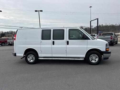 2024 Chevrolet Express 2500 RWD 2500 Regular Wheelbase WT