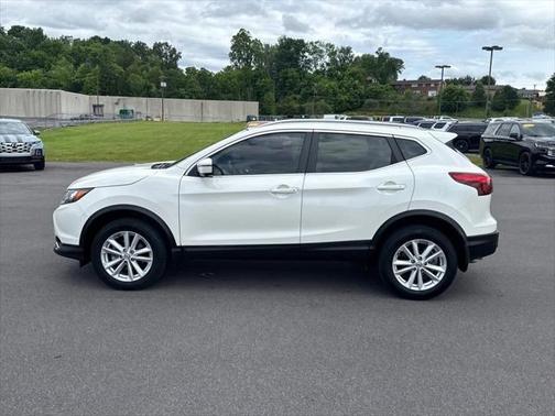 2018 Nissan Rogue Sport SV