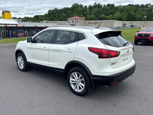 2018 Nissan Rogue Sport SV