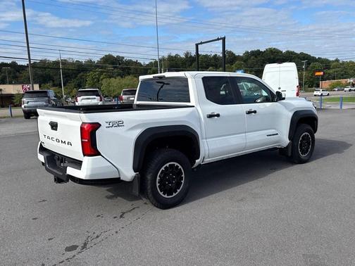 2025 Toyota Tacoma TRD Off-Road