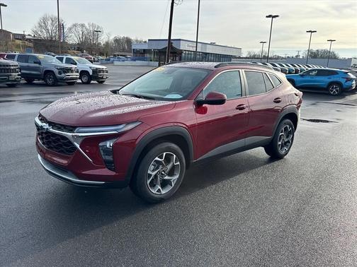 2025 Chevrolet Trax LT