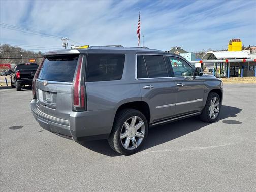 2018 Cadillac Escalade Premium Luxury