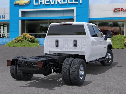2026 Chevrolet Silverado 3500 WT