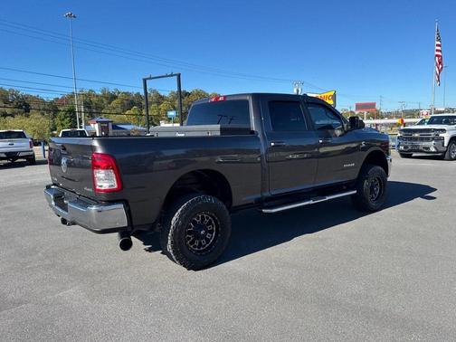 2022 RAM 2500 Big Horn Crew Cab 4x4 6'4' Box