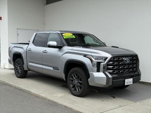 2023 Toyota Tundra Hybrid Platinum