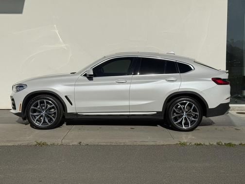 2021 BMW X4 xDrive30i