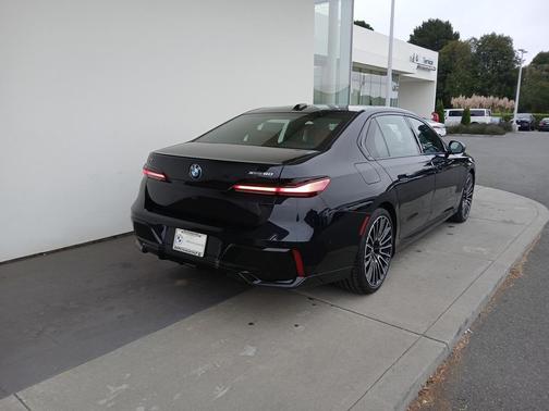 2025 BMW i7 xDrive60