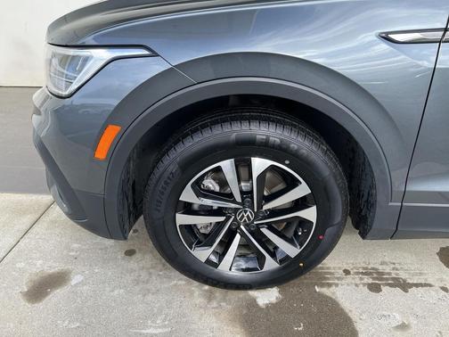 2024 Volkswagen Tiguan 2.0T S