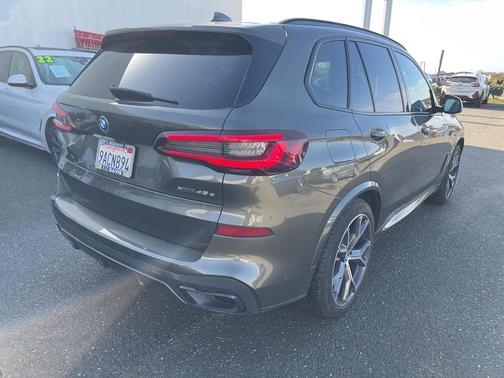 2022 BMW X5 PHEV xDrive45e