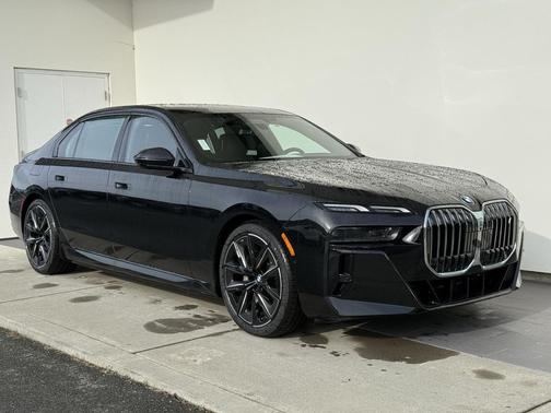 2025 BMW i7 eDrive50