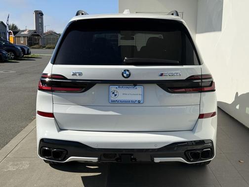 2026 BMW X7 M60i