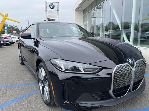 Jet Black 2026 BMW i4 Gran Coupe xDrive40