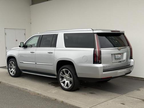 2015 Cadillac Escalade ESV Luxury