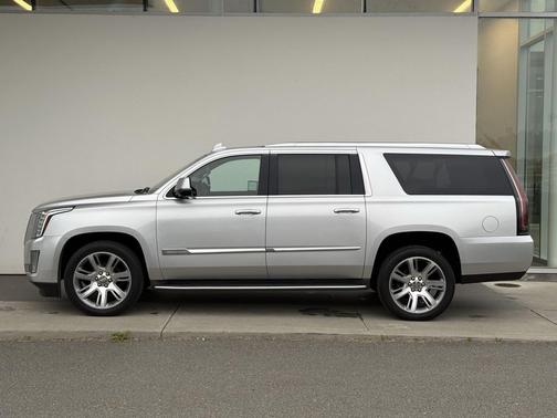 2015 Cadillac Escalade ESV Luxury