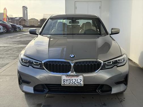 2022 BMW 330 330i