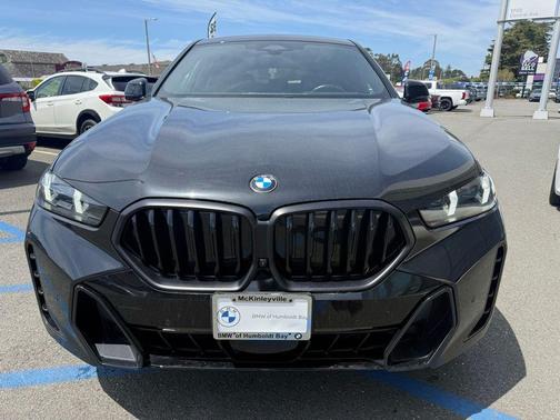 Black Sapphire Metallic 2024 BMW X6 xDrive40i