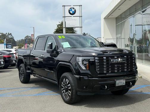 Onyx Black 2025 GMC Sierra 2500 Denali Ultimate