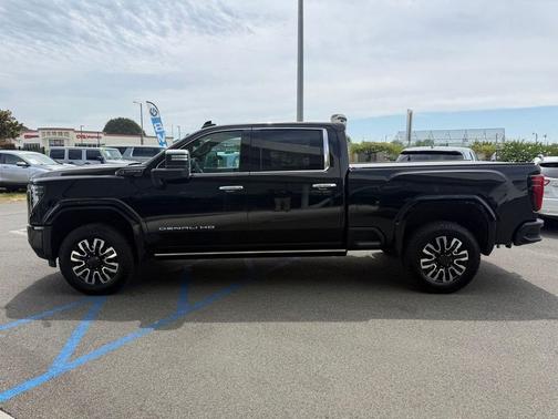 Onyx Black 2025 GMC Sierra 2500 Denali Ultimate