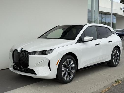 2026 BMW iX xDrive45