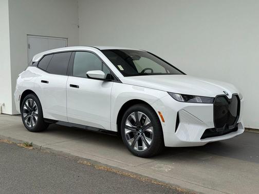 Alpine White 2026 BMW iX xDrive45
