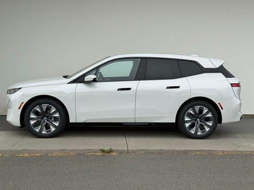 Alpine White 2026 BMW iX xDrive45
