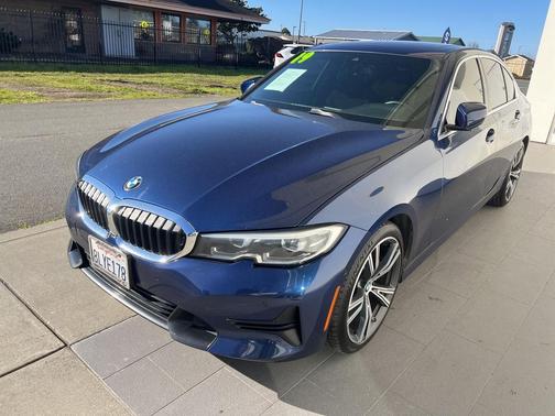 2019 BMW 330 330i
