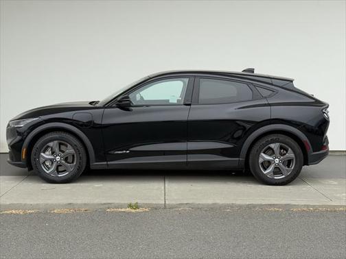 2022 Ford Mustang Mach-E Select
