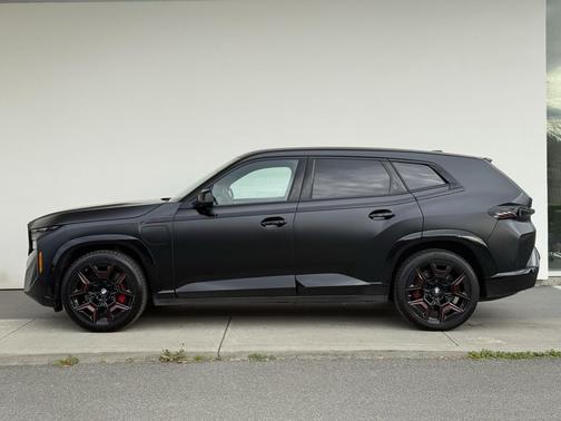 2024 BMW XM Label Red