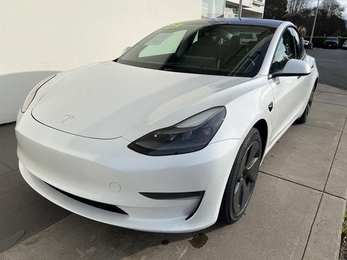 2023 Tesla Model 3 Standard Range