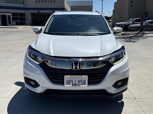 Platinum White Pearl 2019 Honda HR-V