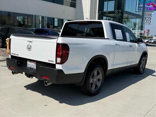 Platinum White Pearl 2023 Honda Ridgeline