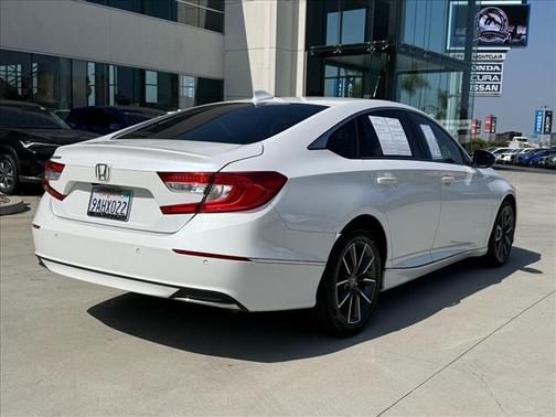Platinum White Pearl 2022 Honda Accord