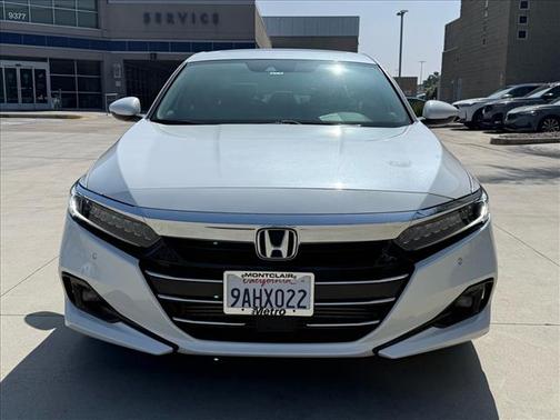 Platinum White Pearl 2022 Honda Accord