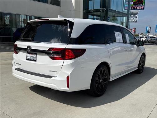2025 Honda Odyssey 