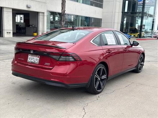 2025 Honda Accord Hybrid 